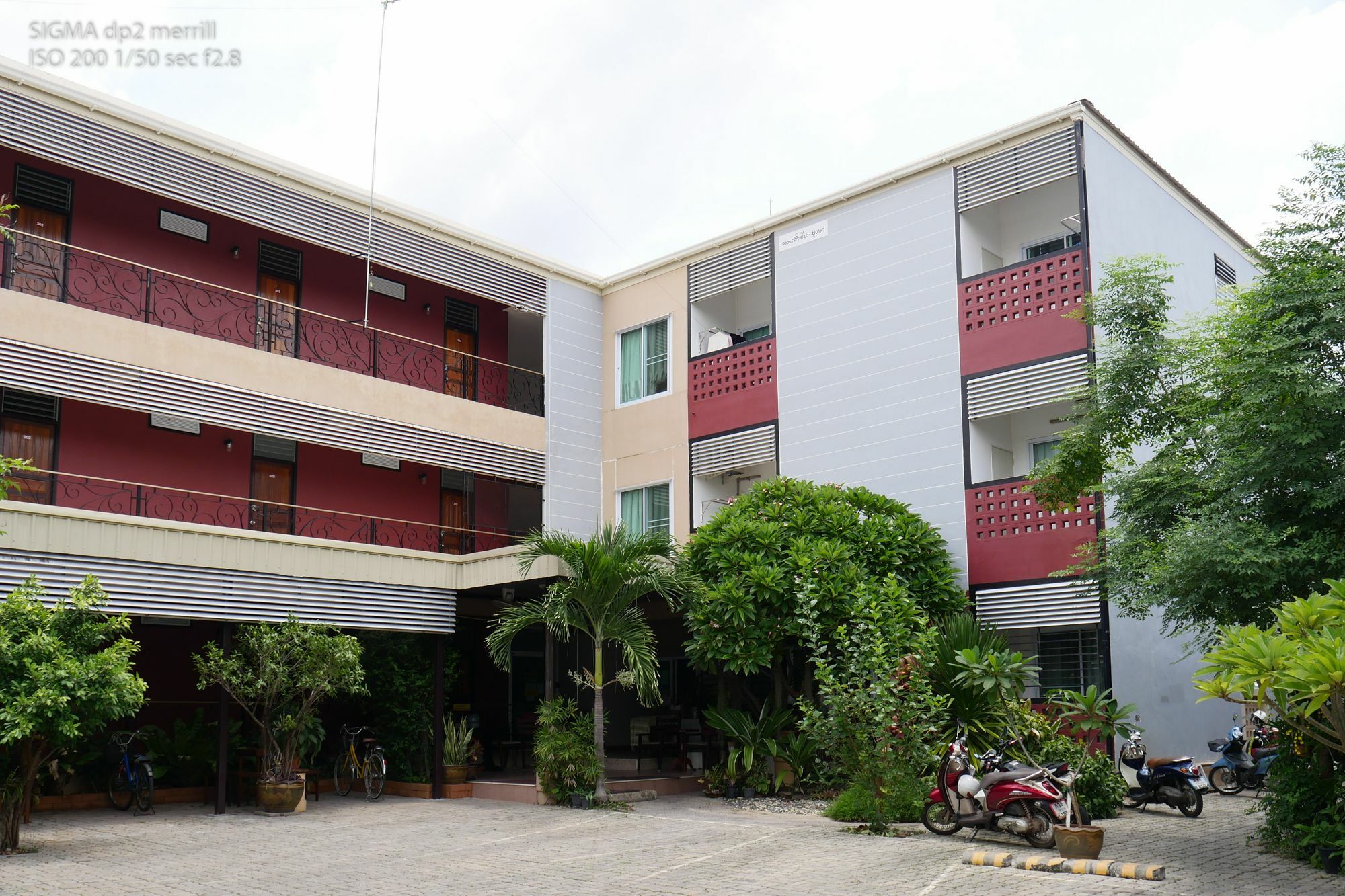 Pakdee House Hotel Udon Thani Ngoại thất bức ảnh