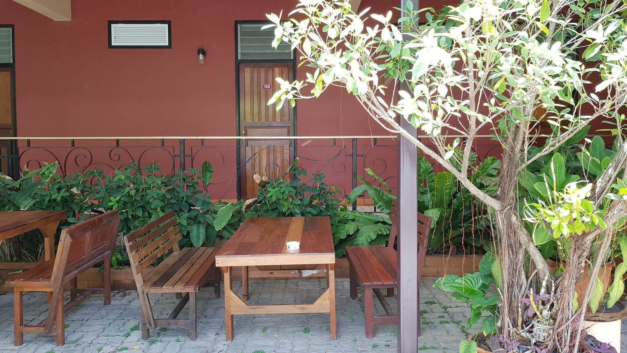 Pakdee House Hotel Udon Thani Ngoại thất bức ảnh